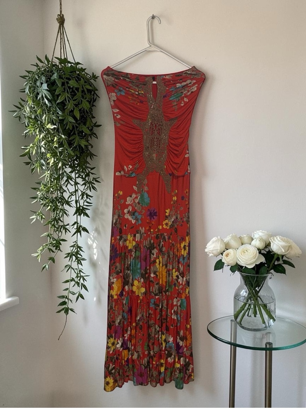 SKY SIZE LARGE GORGEOUS FLORAL MAXI DRESS